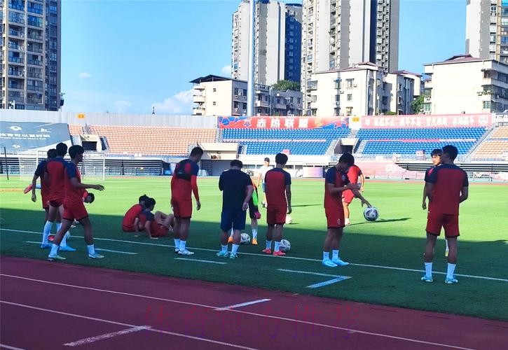 2020中超、中甲、中乙联赛俱乐部总经理联席会议在沪举行