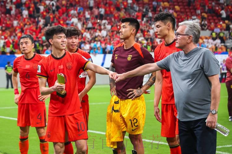 国足选帅工作正在按程序加紧推进